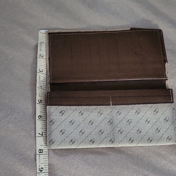 Gucci Brown Wallet - Picture 9 of 11